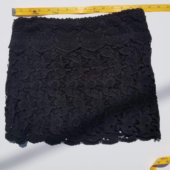 Urban Outfitters Pins and Needles lace skirt black - Picture 1 of 5